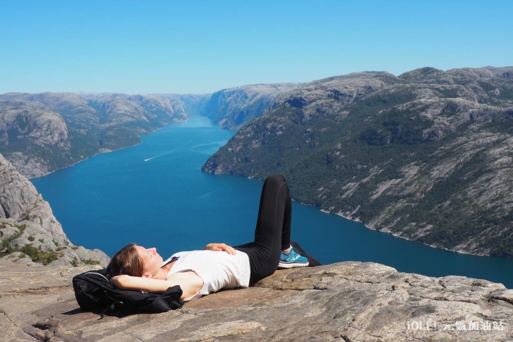 挪威聖壇岩 Preikestolen, Norway
