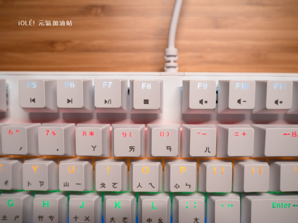 POJUN 波軍 PJ04 機械鍵盤開箱評測，多媒體功能鍵